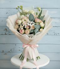 Букет цветов из:  Розы и Лизиантусы в Винсадах
