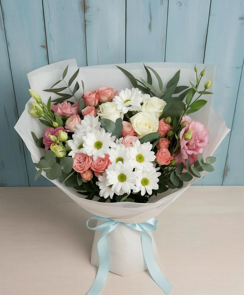 Букет цветов из: Розы, Лизиантусы и Хризантемы в Винсадах