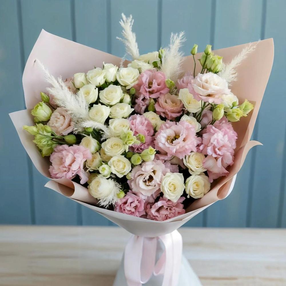 Букет цветов из: Альстромерии и Розы в Винсадах