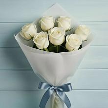 Букет 7 Белых роз Эдлесс Лав в Винсадах