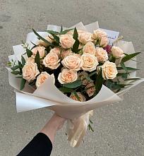 Букет Кремовые розы Латте в Винсадах