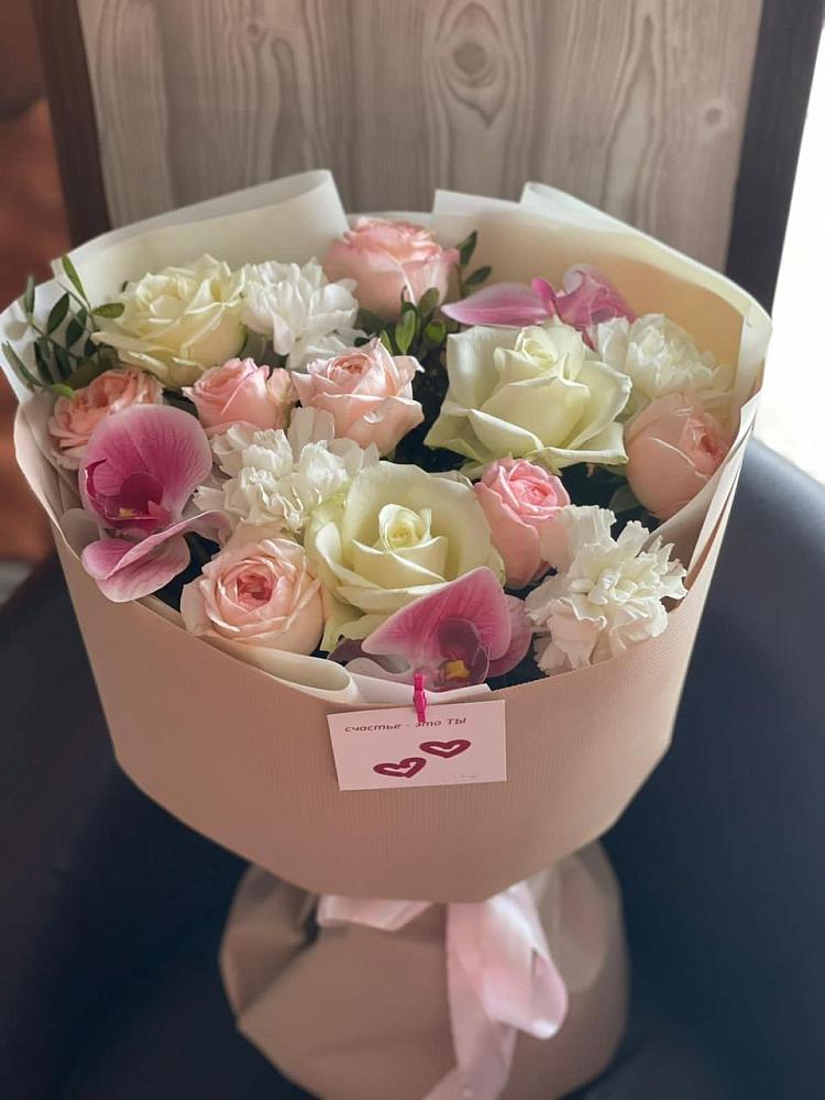 Букет цветов из: Орхидеи, Розы и Гвоздики в Винсадах