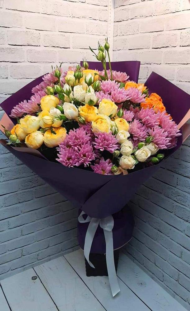 Букет цветов из: Хризантемы и Розы в Винсадах