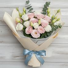 Букет цветов из:  Лизиантусы #REPLACE_PRED# Винсадах