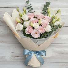 Букет цветов из:  Лизиантусы в Винсадах