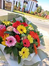 Букет цветов из:  Герберы #REPLACE_PRED# Винсадах