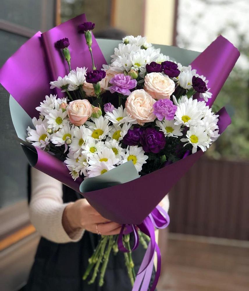 Букет цветов из: Хризантемы, Гвоздики и Розы в Винсадах