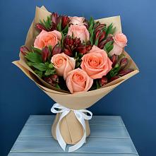 Букет цветов из:  Розы и Альстромерии в Винсадах