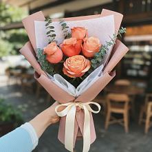 Букет цветов из:  Розы #REPLACE_PRED# Винсадах