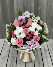 Букет цветов из:  Альстромерии, Гвоздики, Розы и Хризантемы в Винсадах