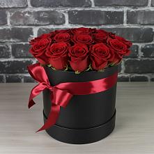 Цветочная композиция из Розы в шляпной коробке в Винсадах