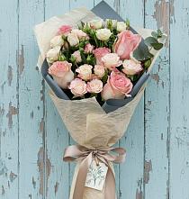 Букет цветов из:  Розы #REPLACE_PRED# Винсадах