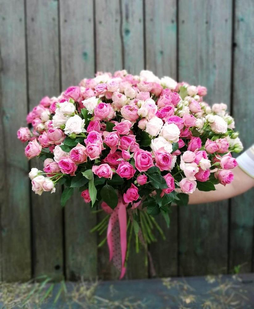 Букет Розовые кустовые розы Натали и Лав Лидия в Винсадах
