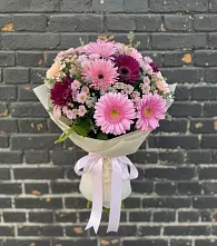 Букет цветов из:  Герберы и Хризантемы в Винсадах