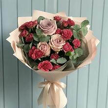 Букет цветов из:  Гвоздики и Розы в Винсадах