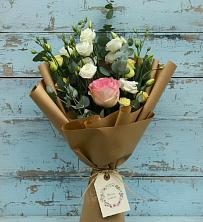 Букет цветов из:  Розы и Лизиантусы в Винсадах