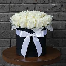 Цветочная композиция из Розы в шляпной коробке в Винсадах